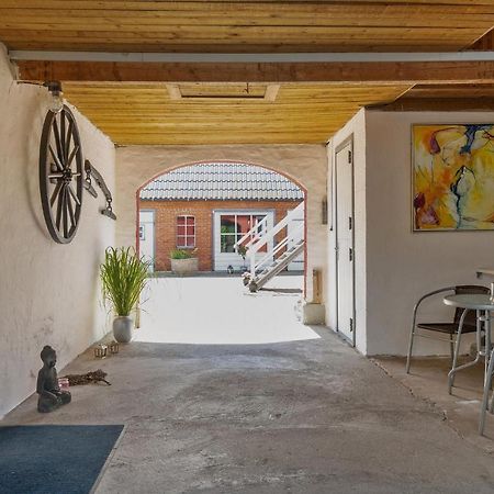 Stenstrup Familie Apartment Buitenkant foto